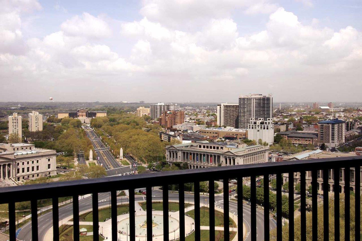 Embassy Suites Philadelphia - Center City Exterior photo